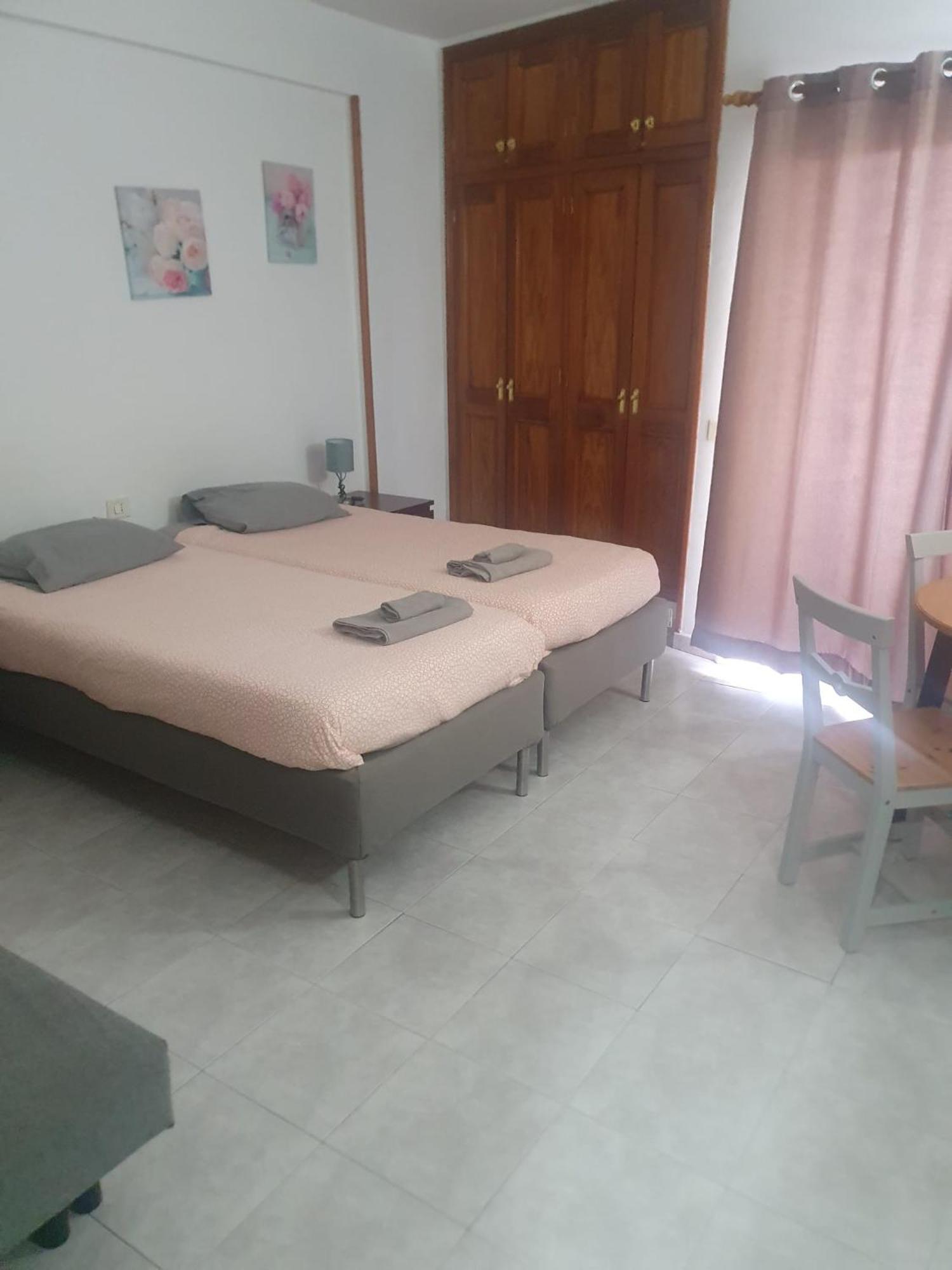 Edificio Gavota Apartment Los Cristianos  Exterior photo
