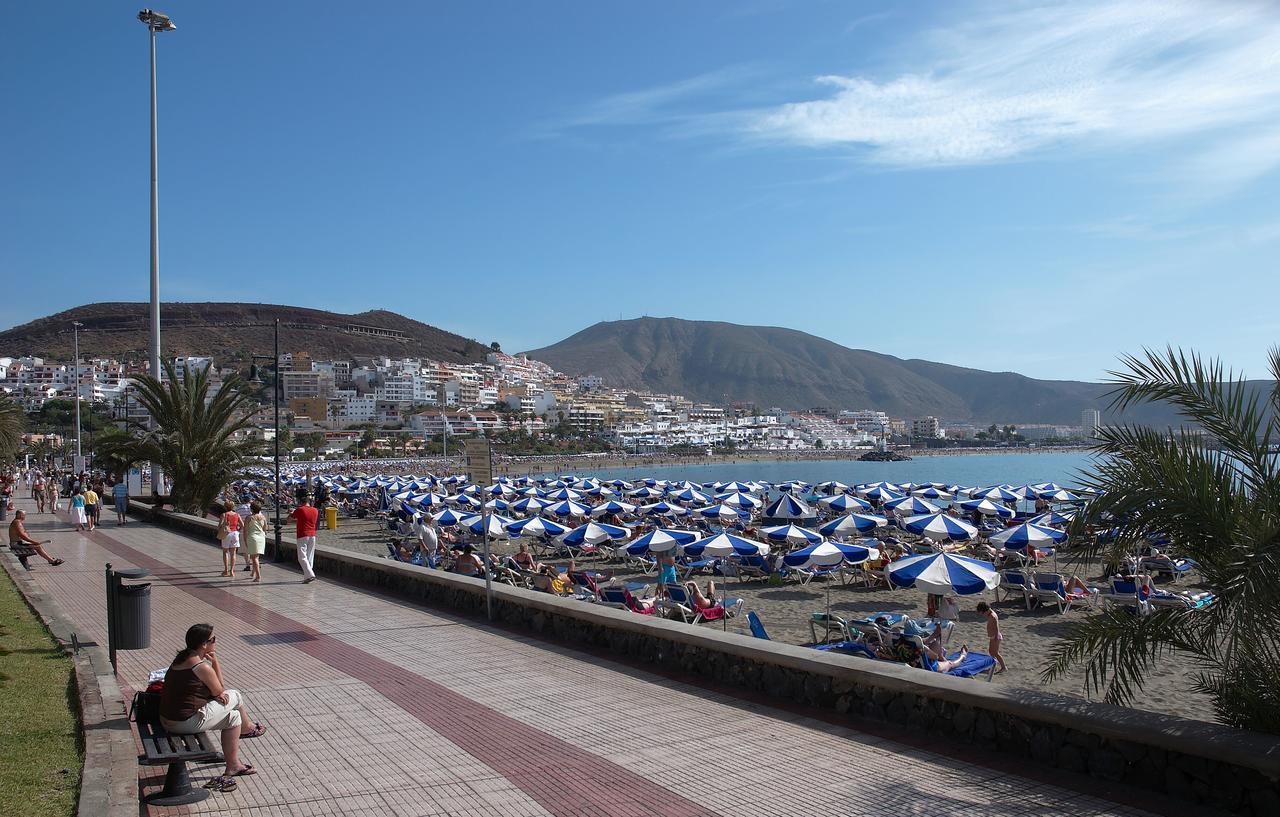 Edificio Gavota Apartment Los Cristianos  Exterior photo